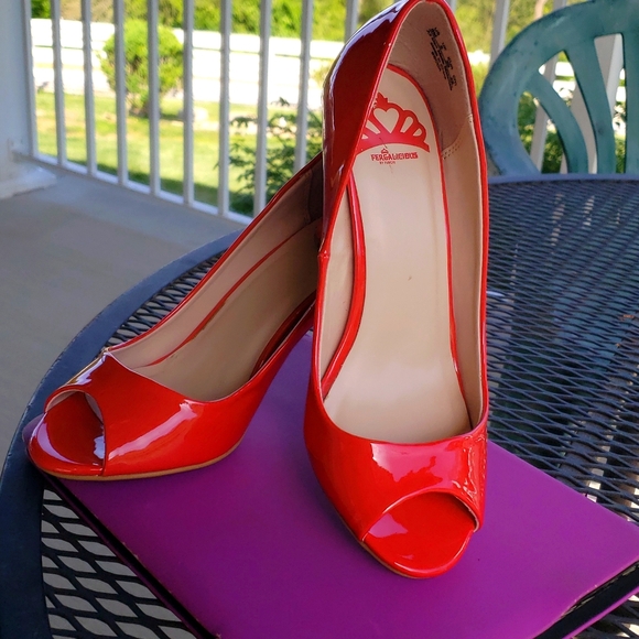 Fergalicious Red Heels - Picture 2 of 7